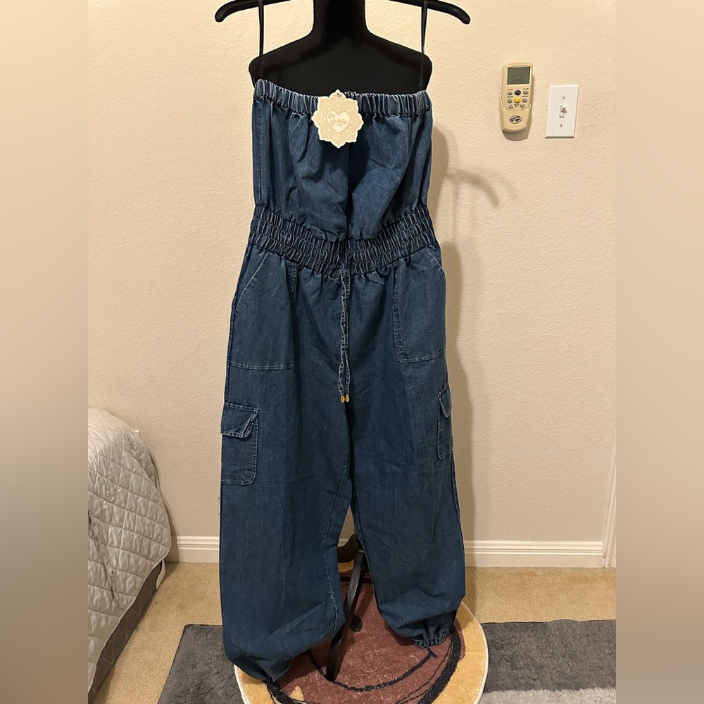 Indulge Denim Blue Elastic Waist Jumpsuit. Size X-Large. NWT - Picture 3 of 10